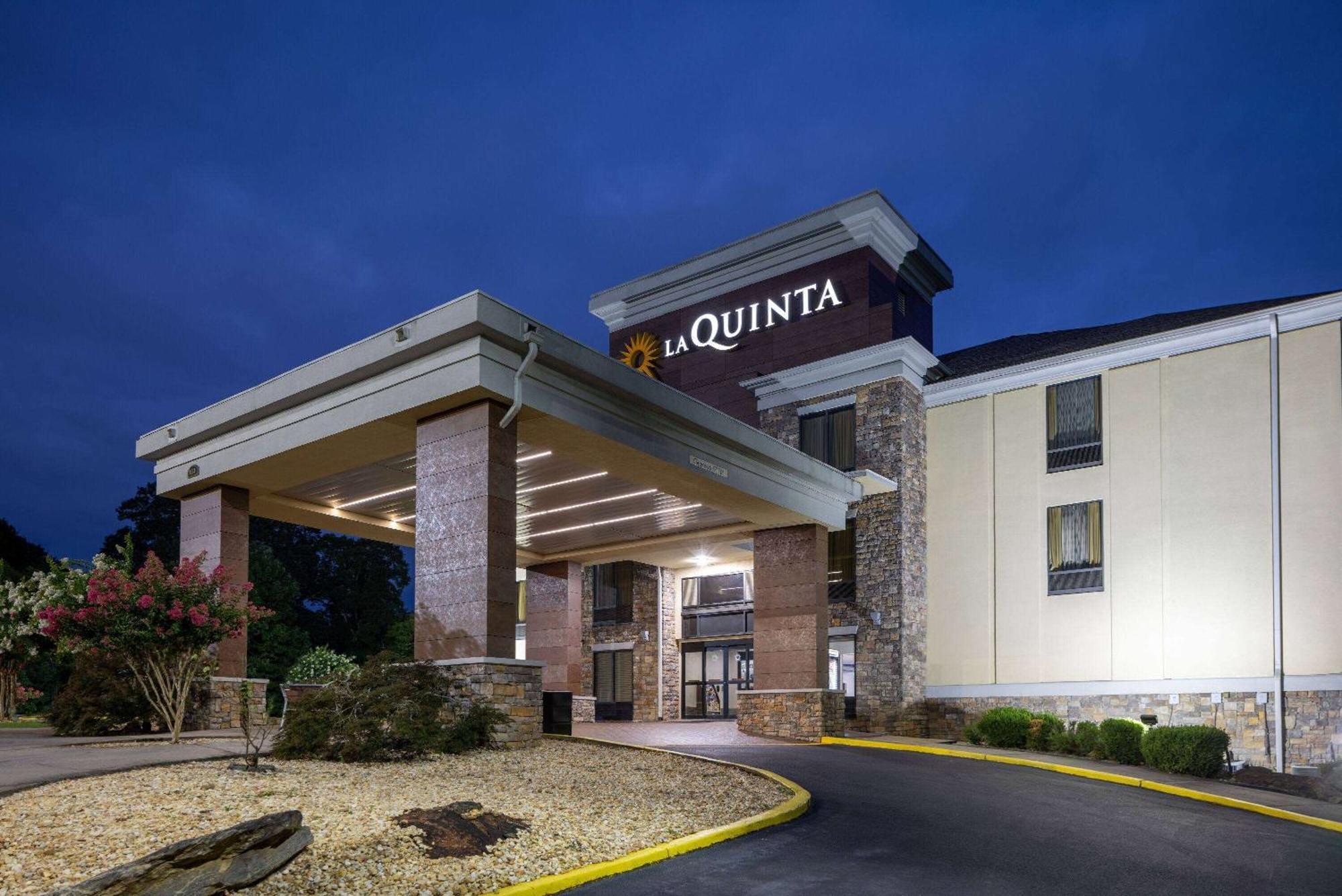 La Quinta By Wyndham Covington Hotel Екстериор снимка